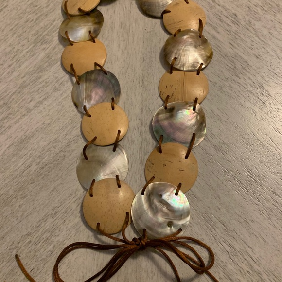 Belt-Shells/Coconuts-extds to 30”-self tie-Unique and very rare